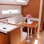 yacht-32043706 image-6