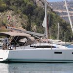 yacht-32043706 image-3