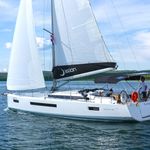 yacht-32308220 image-5