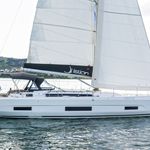 yacht-32308221 image-1