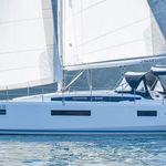 yacht-32308231 image-4