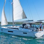 yacht-32308241 image-5