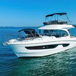 yacht-32446612 image-1