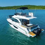 yacht-32446612 image-3