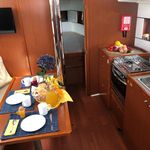 yacht-Oceanis 38.1-image-3