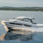 yacht-32854158 image-3