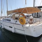 yacht-33361249 image-4