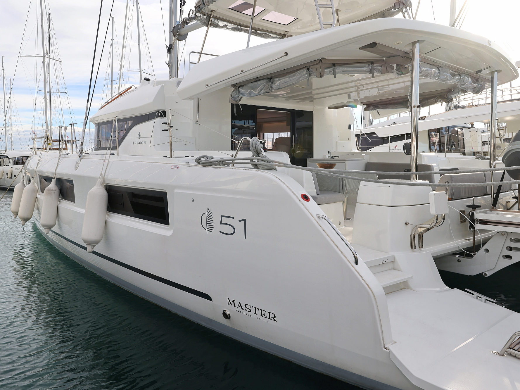 yacht-Lagoon 51-image-48