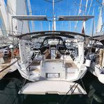 yacht-34339768 image-1