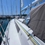 yacht-35293620 image-5