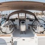 yacht-35610276 image-4