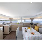 yacht-Lagoon 43-image-1