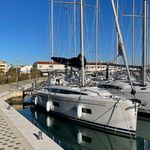 yacht-37110772 image-6