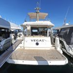 yacht-37330372 image-1