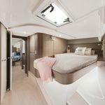 yacht-37335125 image-6