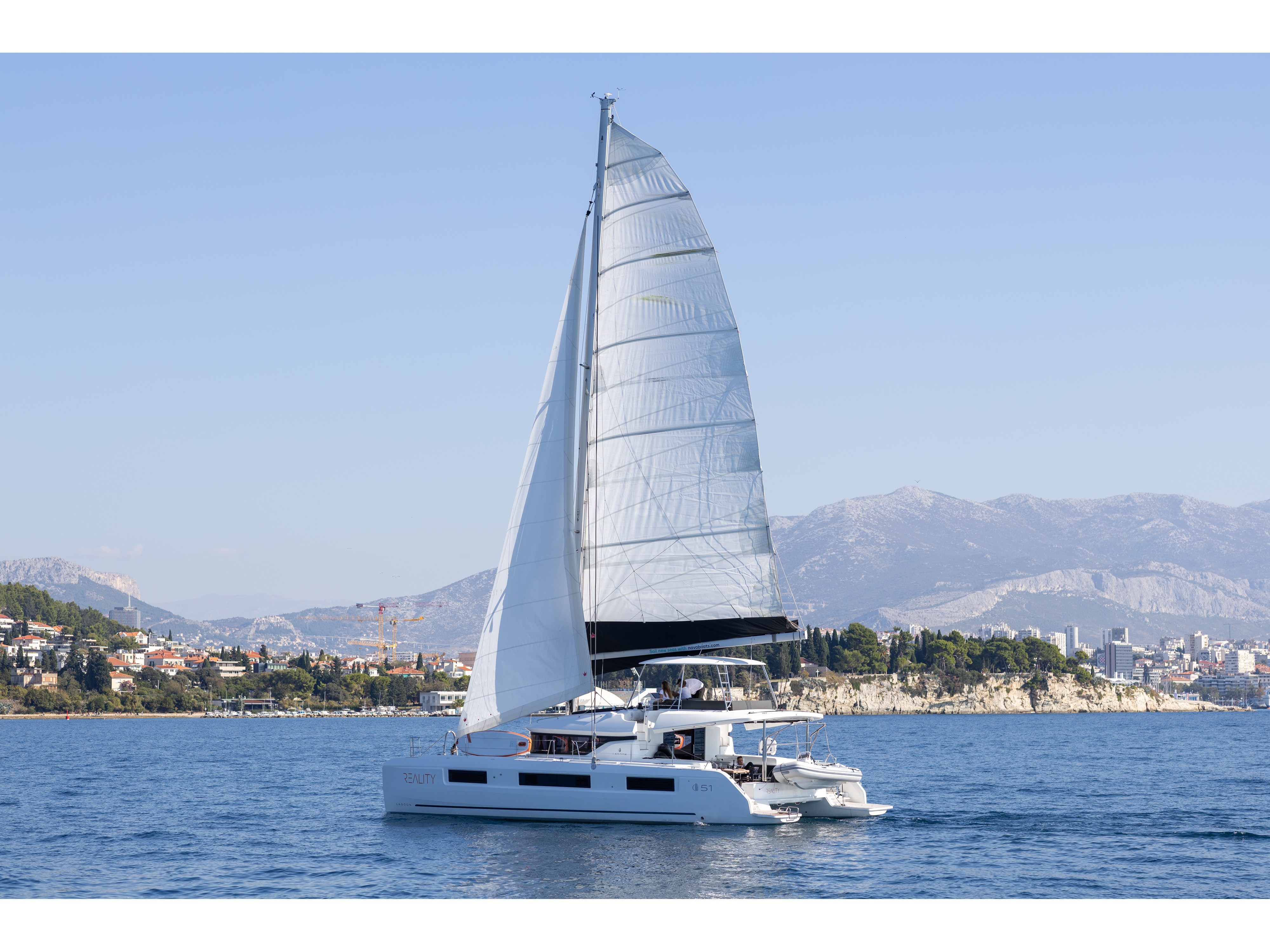 yacht-Lagoon 51-image-14
