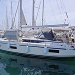 yacht-38267898 image-5