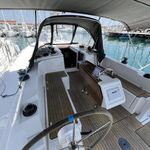 yacht-38377402 image-6