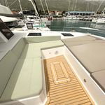 yacht-38474458 image-5