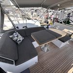 yacht-38698987 image-6