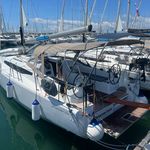 yacht-38843386 image-1