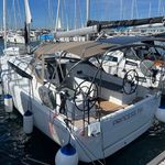 yacht-38843388 image-3