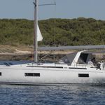 yacht-39032703 image-1