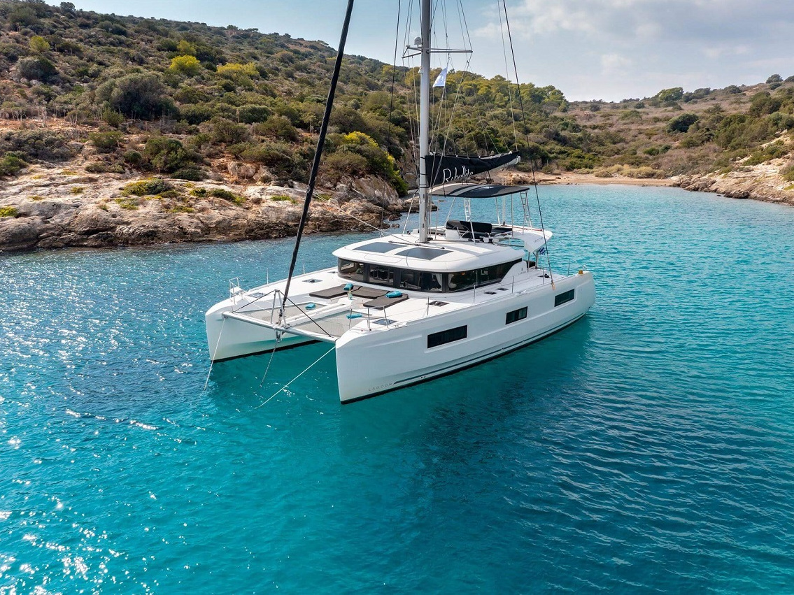 yacht-Lagoon 46-image-2