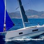 yacht-39137590 image-1