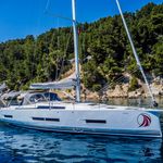 yacht-39170143 image-1