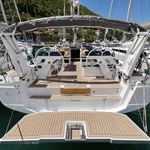 yacht-39170301 image-1