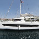 yacht-39762663 image-1