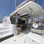 yacht-39766870 image-6