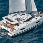 yacht-39860101 image-1