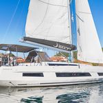 yacht-39860115 image-5