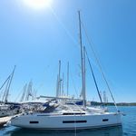 yacht-39860156 image-1