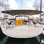 yacht-40040988 image-1