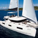 yacht-40189451 image-1