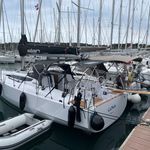 yacht-40241173 image-1