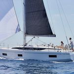 yacht-40253446 image-3