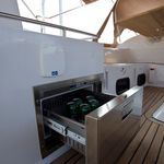 yacht-40264635 image-6