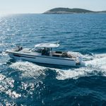 yacht-40295471 image-4