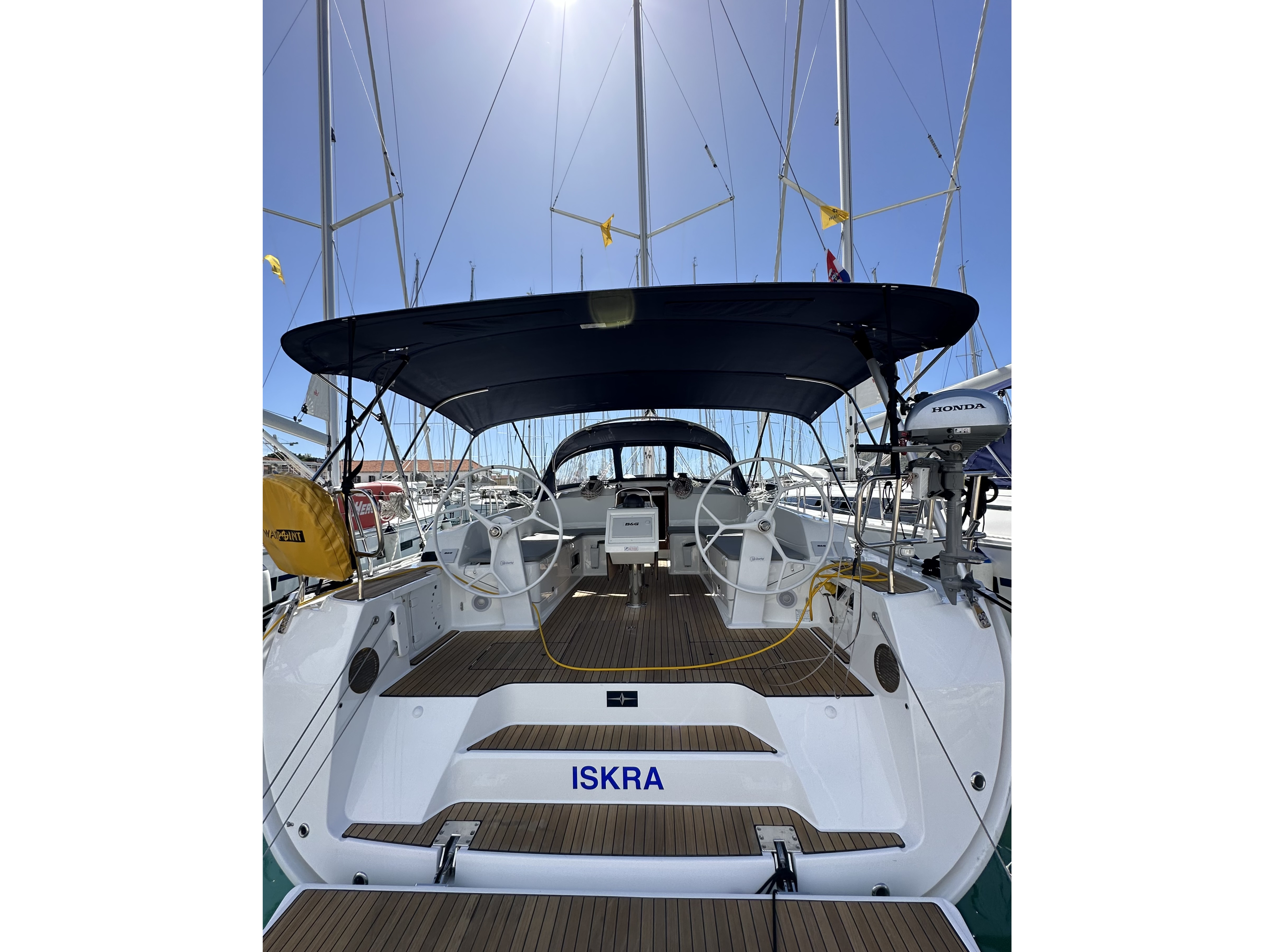 yacht-Bavaria Cruiser 46-image-8