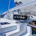 yacht-40692195 image-6