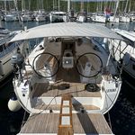 yacht-41168447 image-1