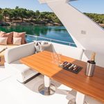 yacht-Azimut 60-image-6