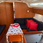 yacht-41782136 image-5