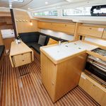yacht-Bavaria Cruiser 34 Style-image-3
