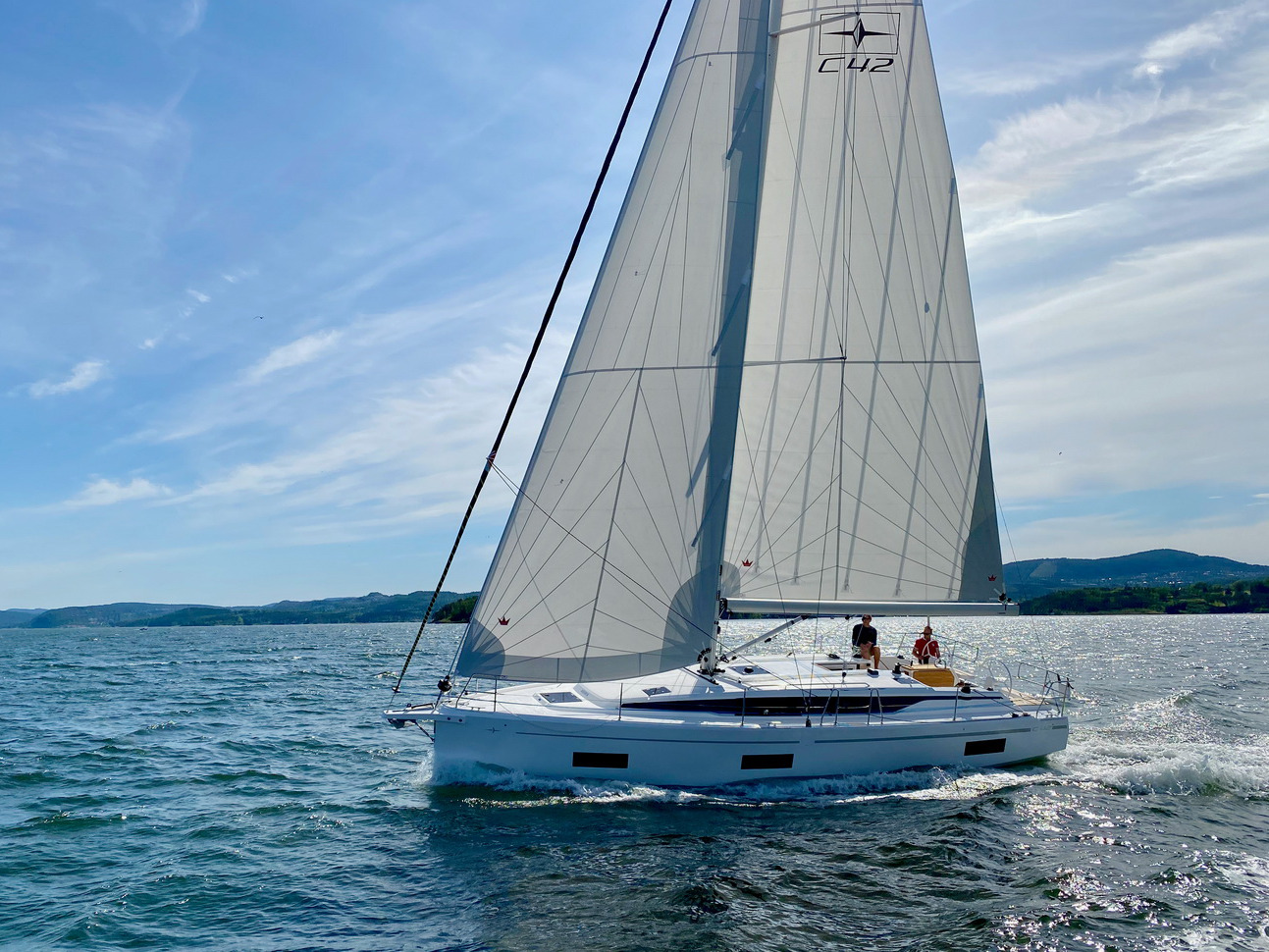 yacht-Bavaria C42-image-3