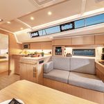 yacht-Bavaria C38-image-3